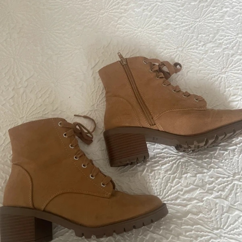Primark Tan Lace-Up Boots